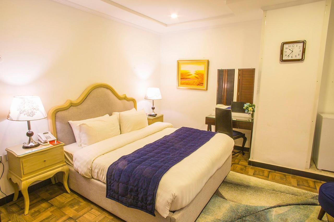 Hotel Oban 拉合尔 外观 照片
