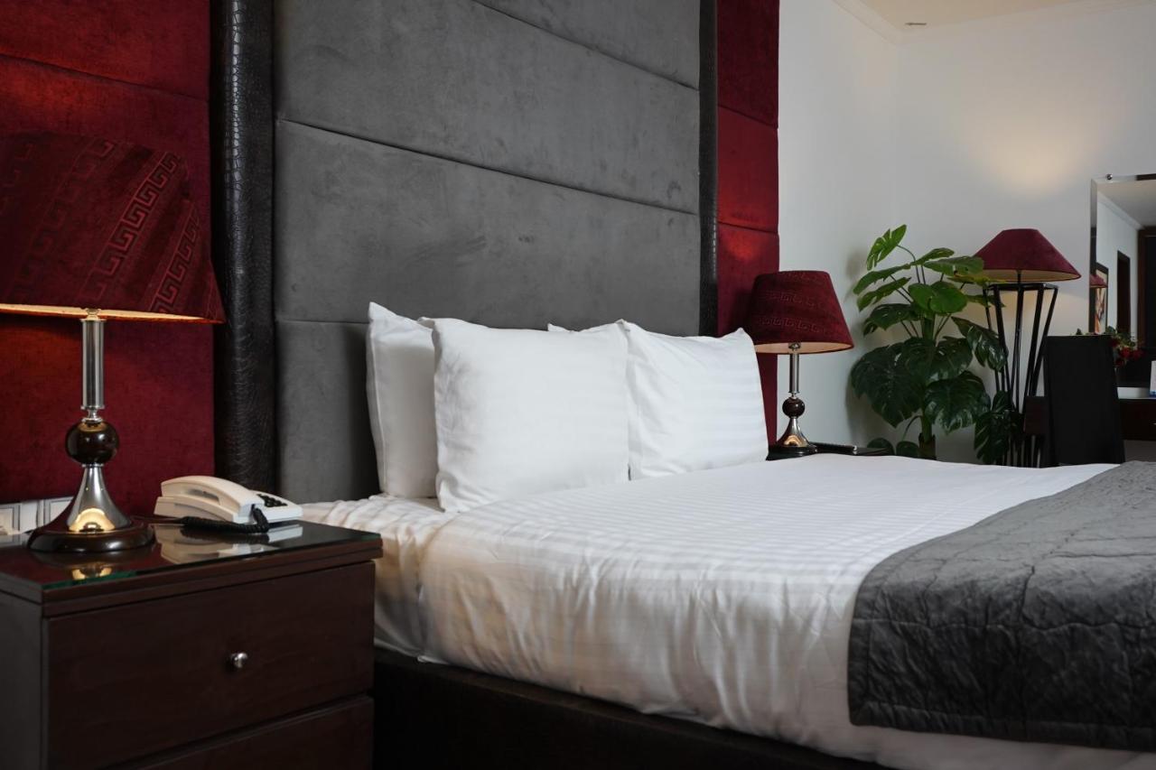 Hotel Oban 拉合尔 外观 照片