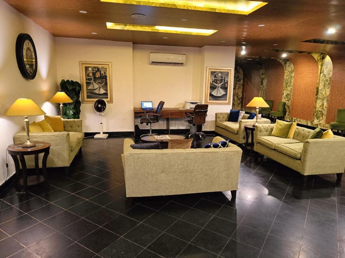 Hotel Oban 拉合尔 外观 照片