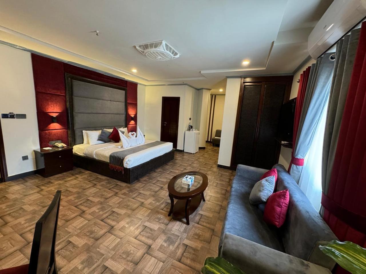 Hotel Oban 拉合尔 外观 照片