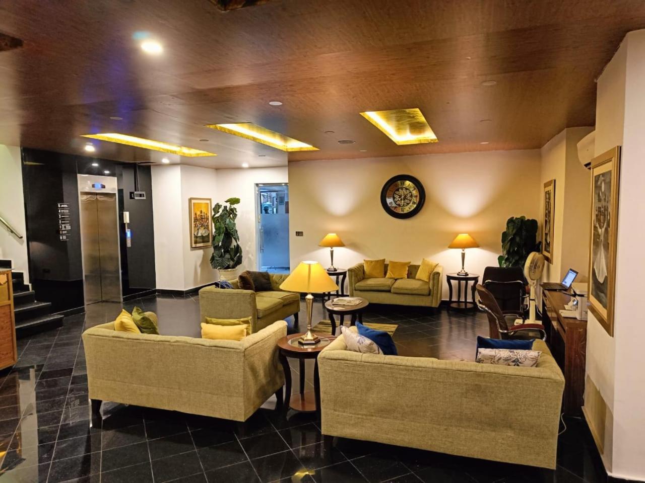 Hotel Oban 拉合尔 外观 照片